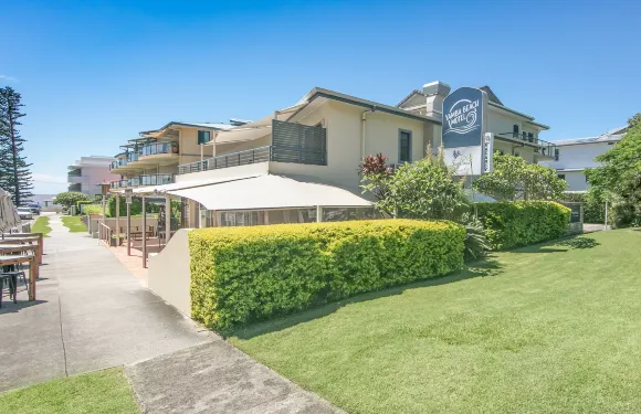 揚巴海灘汽車旅館