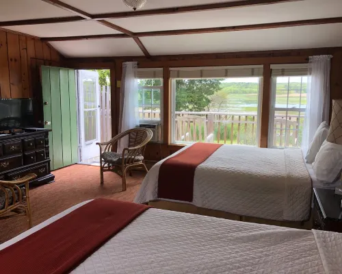 Spring Garden Inn Hotels in Barnstable County