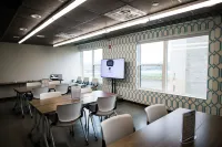 The Black Hawk Hotel Hotels in Cedar Falls