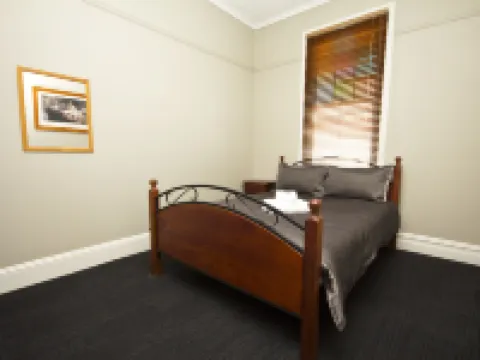Peden's Hotel Hotels in Cessnock