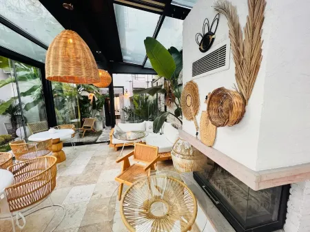 Engin Reis Cunda Отели в г. Mithatpasa Mahallesi