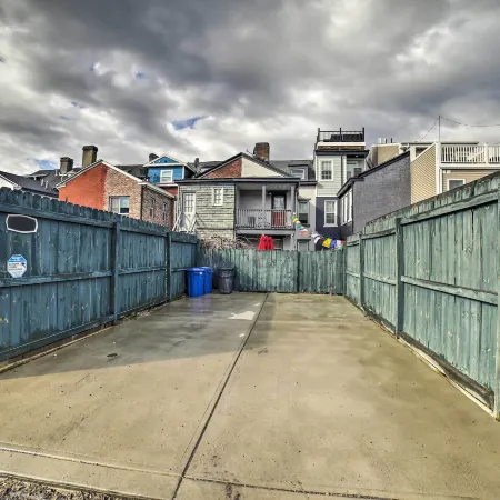 Pittsburgh Vacation Rental in Lawrenceville!