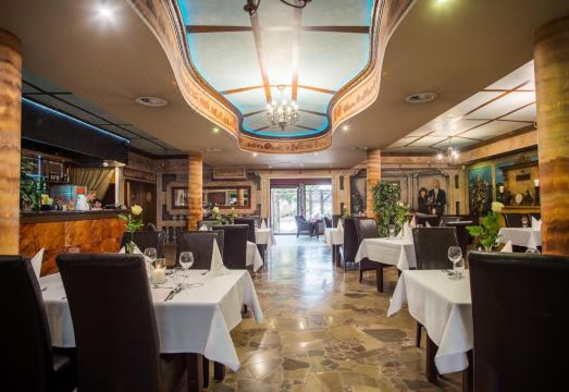 호텔 카리노 스파