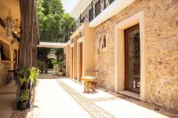 โรงแรม ตูนิช นาจ แอนด์ โฮสทัล