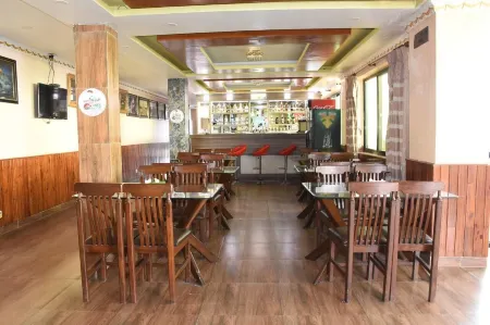 Bojinee Nagarkot Resort Отели в г. Mahamanjushree Nagarkot