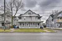Niagara Falls Townhome Near Wineries!