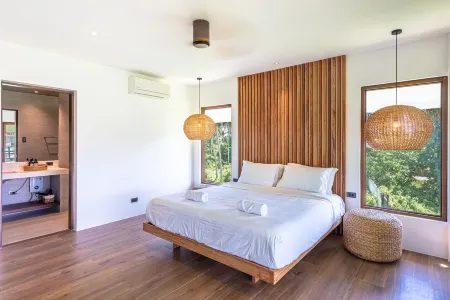 La Fuga Siargao Отели рядом с достопримечательностью «The Boardwalk at Cloud 9 Resort»