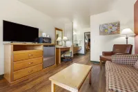 Harmony Inn & Suites