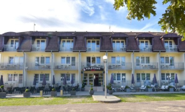 Holdvirág Hotel