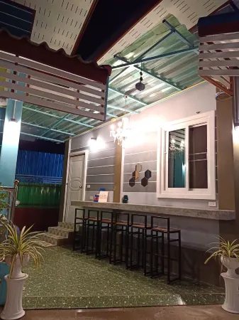 Jumbo Villa Homestay and Resort Отели в г. Phak Hai