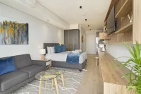 Ellipse Waterfall 31015