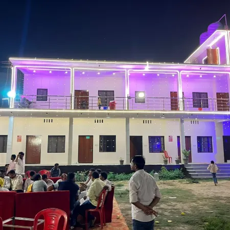 Madhur Kunj Guest House Pick and Drop