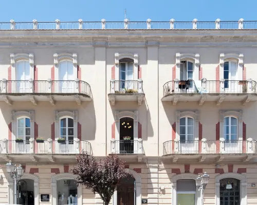 Reverse Art Hotel Hotel a Vasto