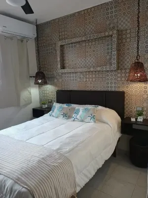 Linda casa con alberca y cascada.