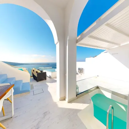 Hyperion Oia Suites