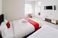 RedDoorz near Malang Creative Center