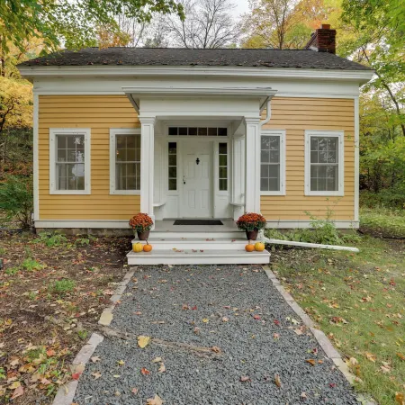 Historic Home in Taylors Falls w/ Patio & Fire Pit