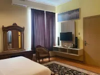 Grand Mansion Hotel Blitar Hotels in Blitar