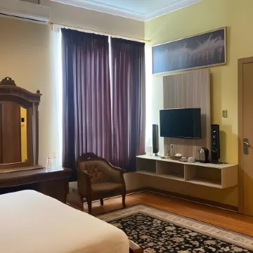 Grand Mansion Hotel Blitar