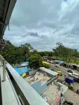 Hotel Komal Palace - parkir