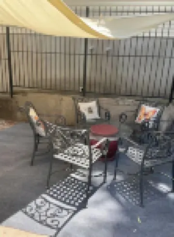 TOWNHOUSE🏠5BR/2BATH/2 FLOORS/ FREE PARKING/BBQ 🤩
