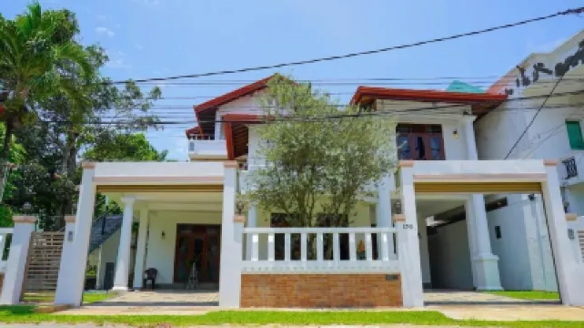 공항 트랜싯의 고요한 빌라 더치 운하 주변 호텔