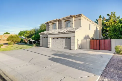 Free Heated Pool! Chandler Home w/ Fire Pit - spa
