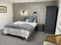 The Roade House Hotels in Towcester