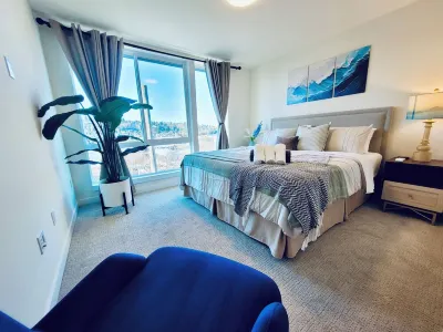 Brand New, Luxe & Bright Gem: Prime Location - Queen Anne, Roof Deck, Views Hotels near Ballard Commons Park