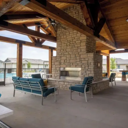 Landing Apartments Waller