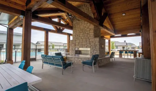 Landing Apartments Waller