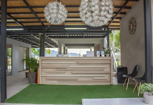 1. 시시 리조트..