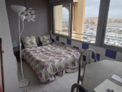 Sea Breeze - Sea View Apartment, 100 Meters from the Beach, Pets Welcome! Hotels in Frontignan