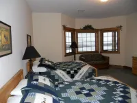 7 Springs - Luxury Southwind Ski-in Ski-Out Mountain Townhouse
