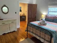 The Cottage at Kings Ferry Cottage - The Place to Be!