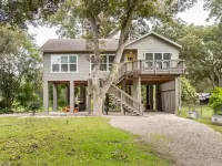 McQueeney Tree-House near lake Ξενοδοχεία στην πόλη McQueeney