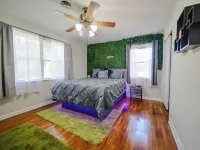 Very Clean, Spacious, & Quiet Home Near Beaches