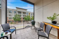 타운 레이크 타운하우스, 핫텁 있음, 게임룸 및 스카이라인 전망