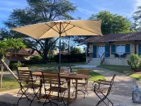 Beautiful house in the heart of the Périgord Noir 4 km from Le Bugue. Sleeps 4 Hotels in Le Bugue