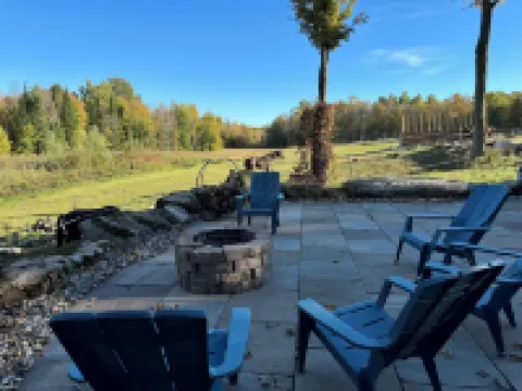 Tranquility Acres Farms Guest House with Spa