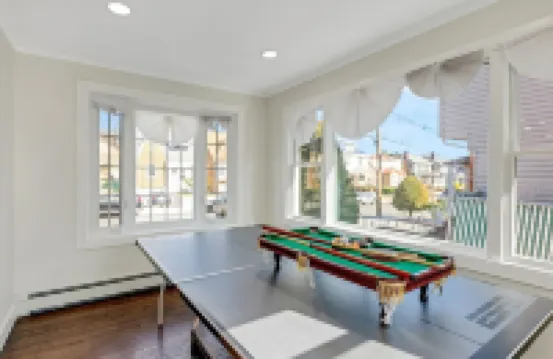 Capacity for 20 people near the airport Hotels in Hillside