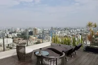 DEPARTAMENTO CON VISTA PANORAMICA A LA CIUDAD, CERCA MIRAFLORES Y SAN ISIDRO 蘇爾基約住宿飯店