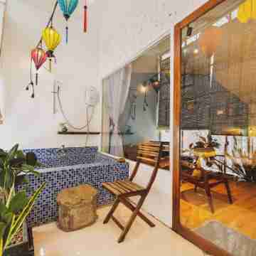 2 Beds-Quiet-Cozy-60sqm w/ Balcony In District 1 Fitness & Recreational Facilities