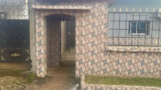 sunshine Place is a cheeful and clean 6-Bedroom villa compound with lot of space