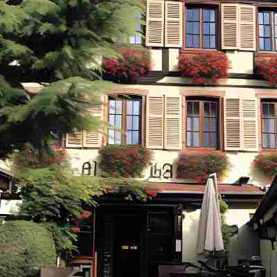 Hôtel Le Maréchal Hotel Exterior