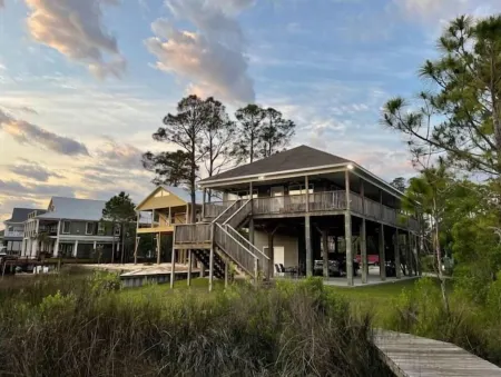 Pass Christian, MS Sunset Getaway