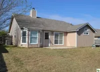 Spacious Home w/Large Backyard - 3-Star