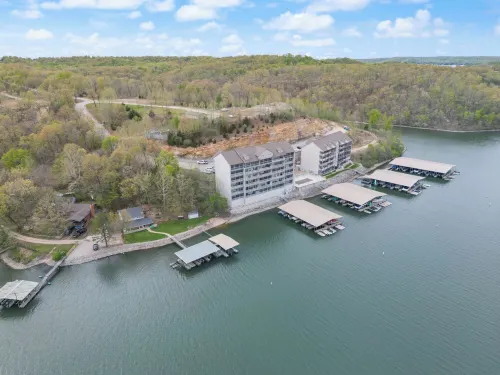 Cozy Cove/Near Ozark Amphitheater