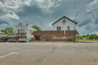 Lyndon Station Retreat ~ 9 Mi to Wisconsin Dells! - 2-Star