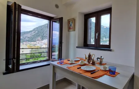 Sea View Loft Meta di Sorrento and Amalfi Coast - Free Parking